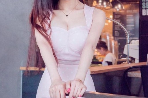 娱乐圈大爆料：豪门恋情、明星生子、网红双胞胎与韩红争议